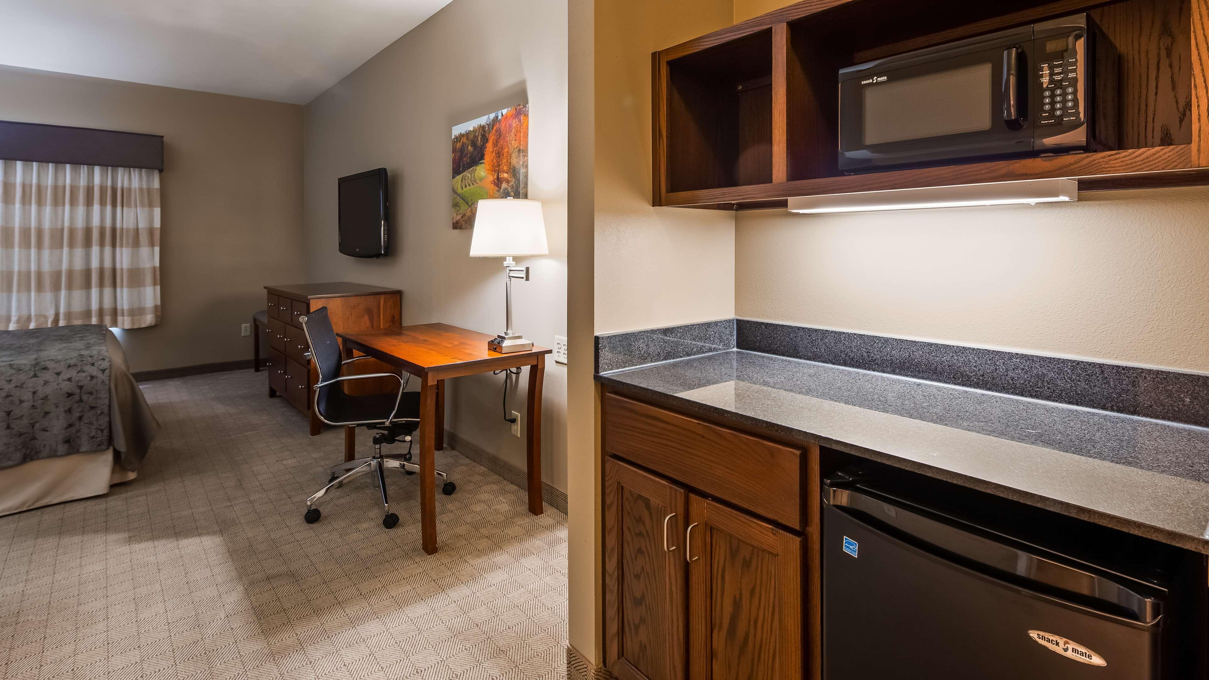 Best Western Plus Green Mill Village Hotel & Suites Arcola Exteriér fotografie