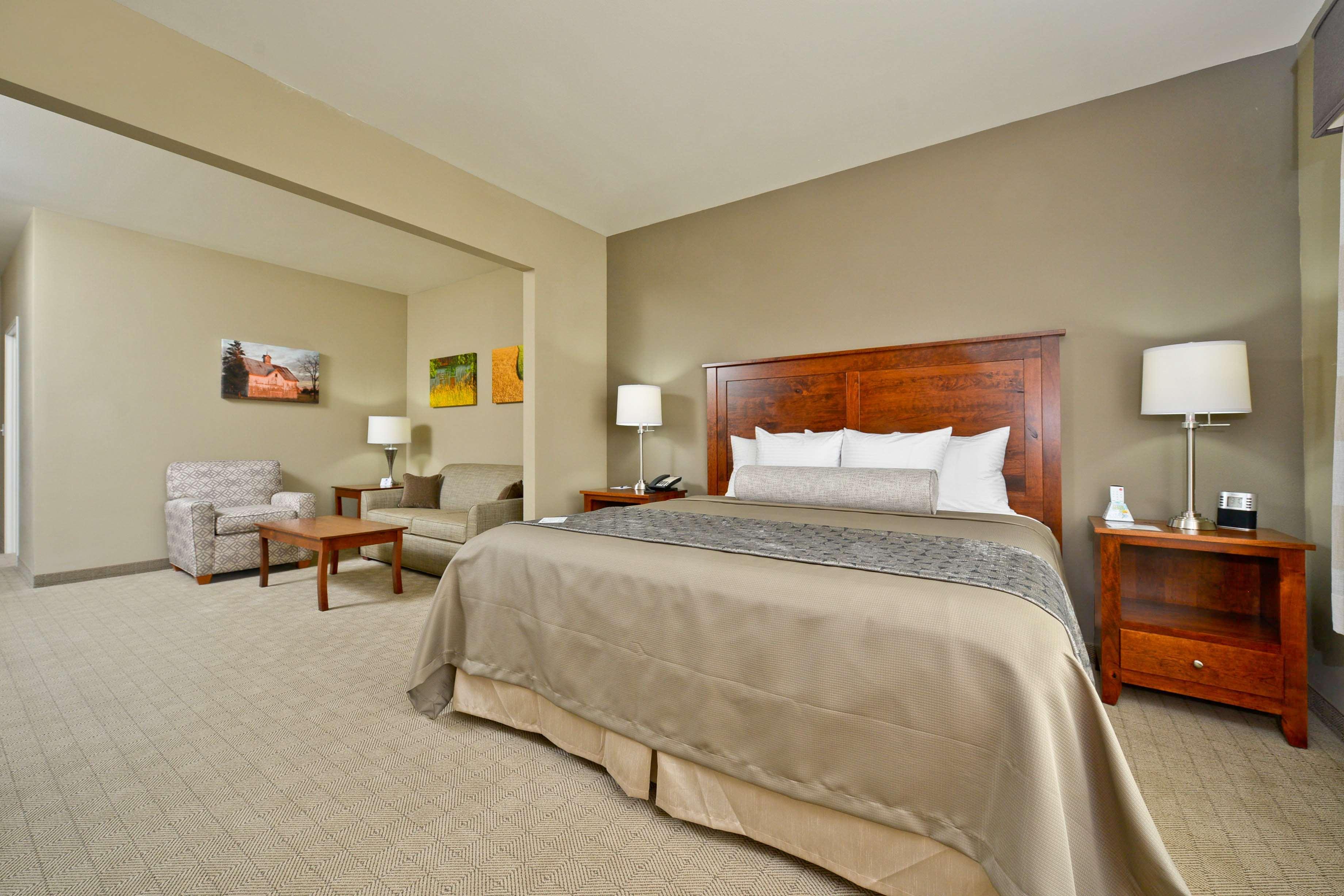 Best Western Plus Green Mill Village Hotel & Suites Arcola Exteriér fotografie