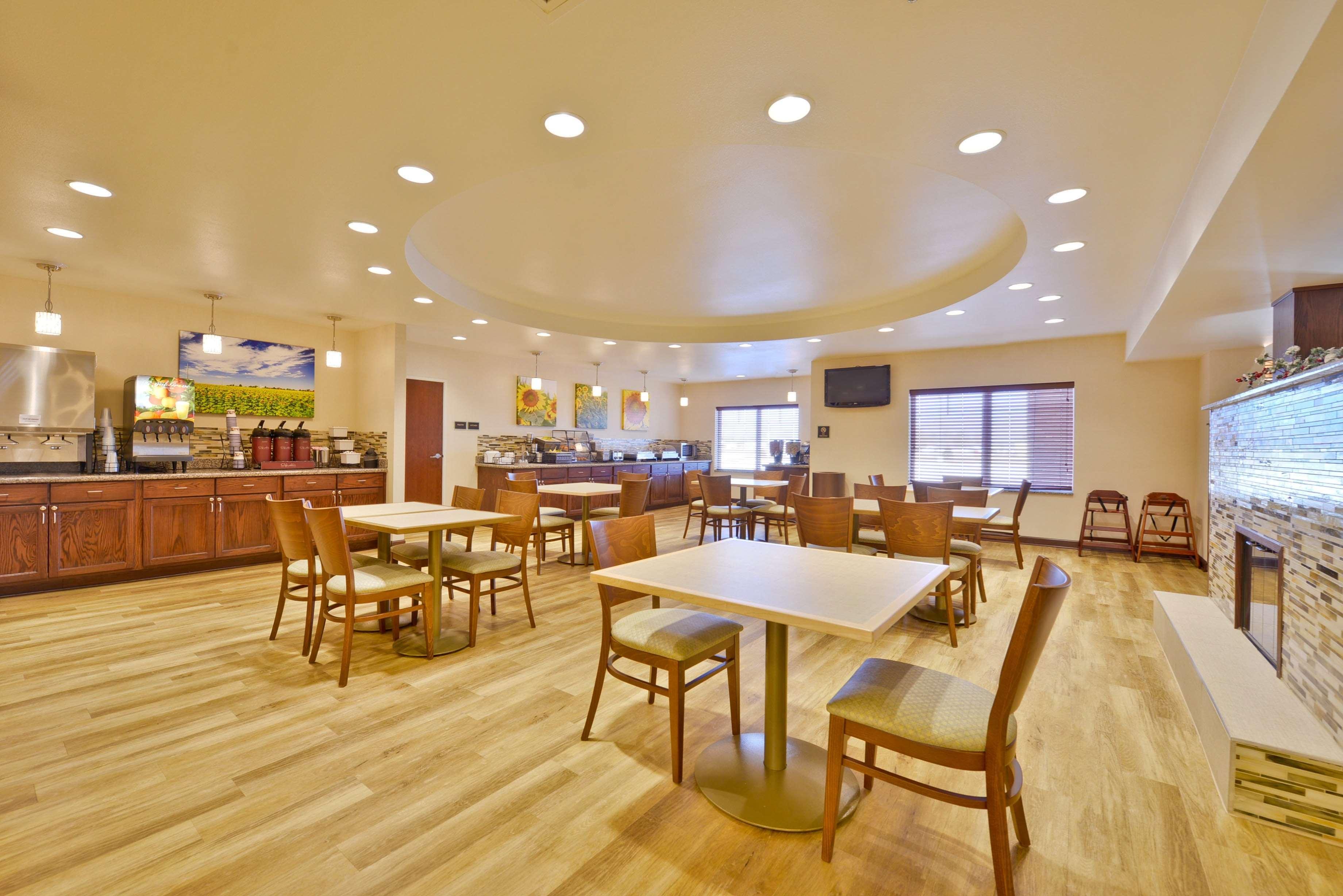 Best Western Plus Green Mill Village Hotel & Suites Arcola Exteriér fotografie