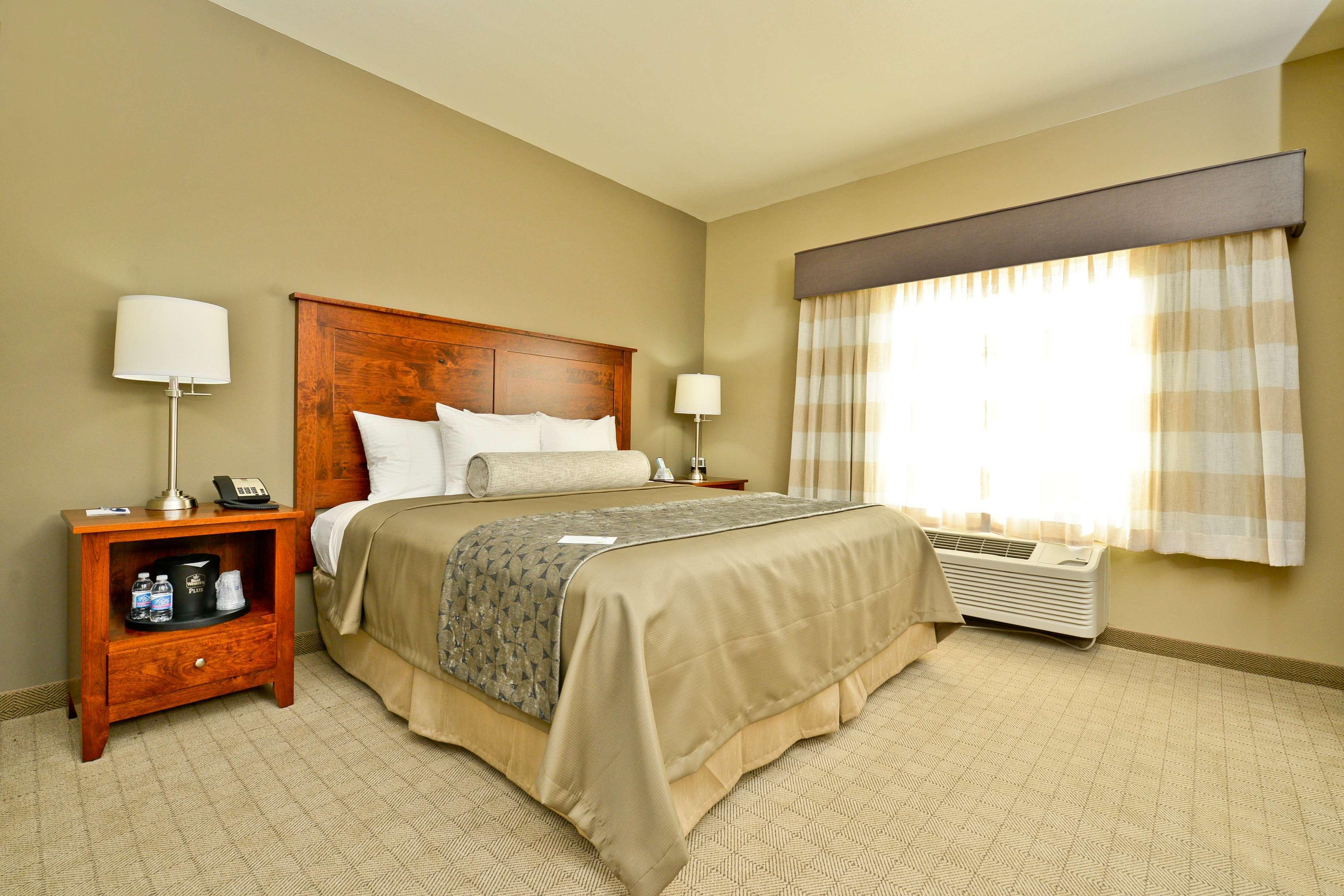 Best Western Plus Green Mill Village Hotel & Suites Arcola Exteriér fotografie