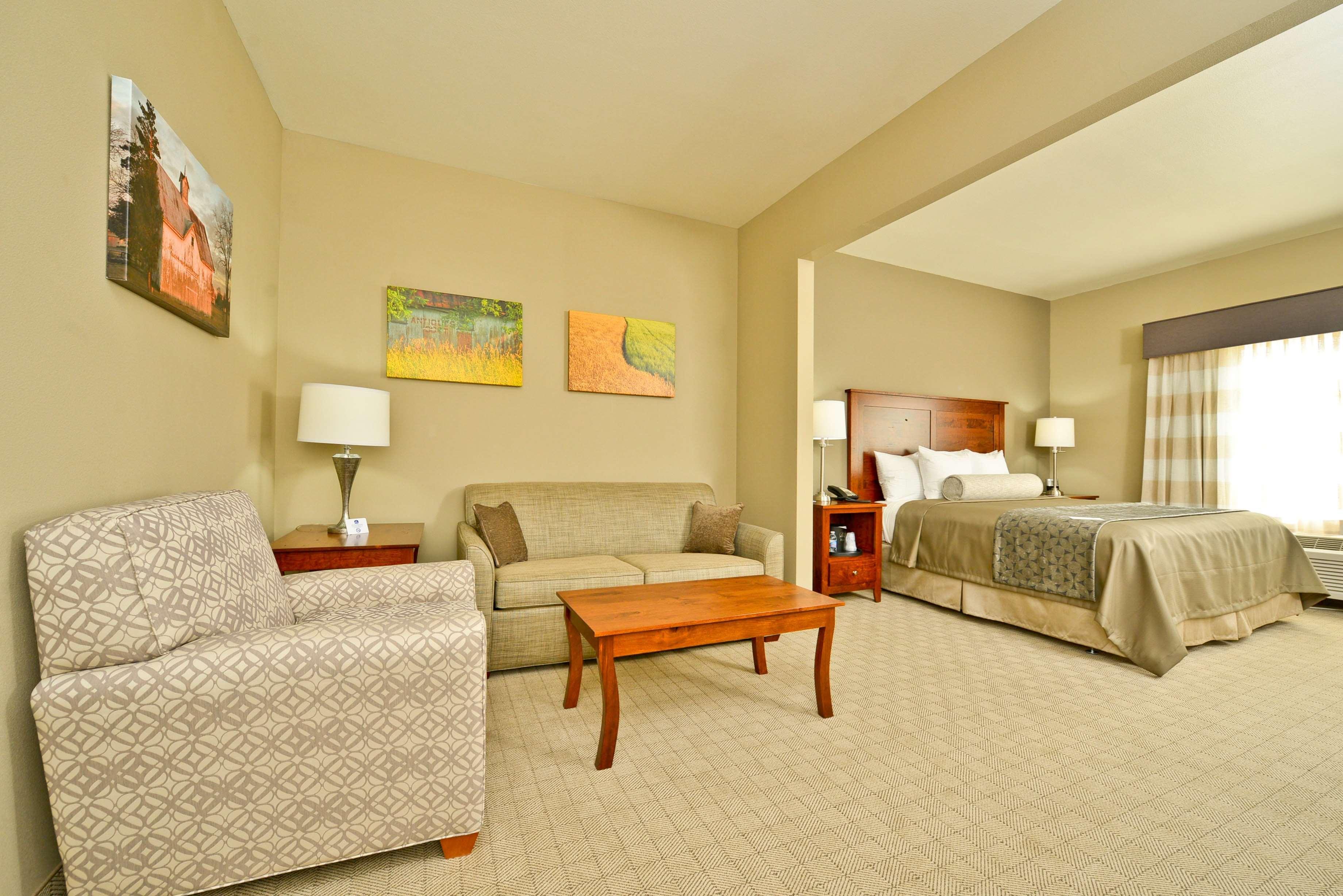 Best Western Plus Green Mill Village Hotel & Suites Arcola Exteriér fotografie
