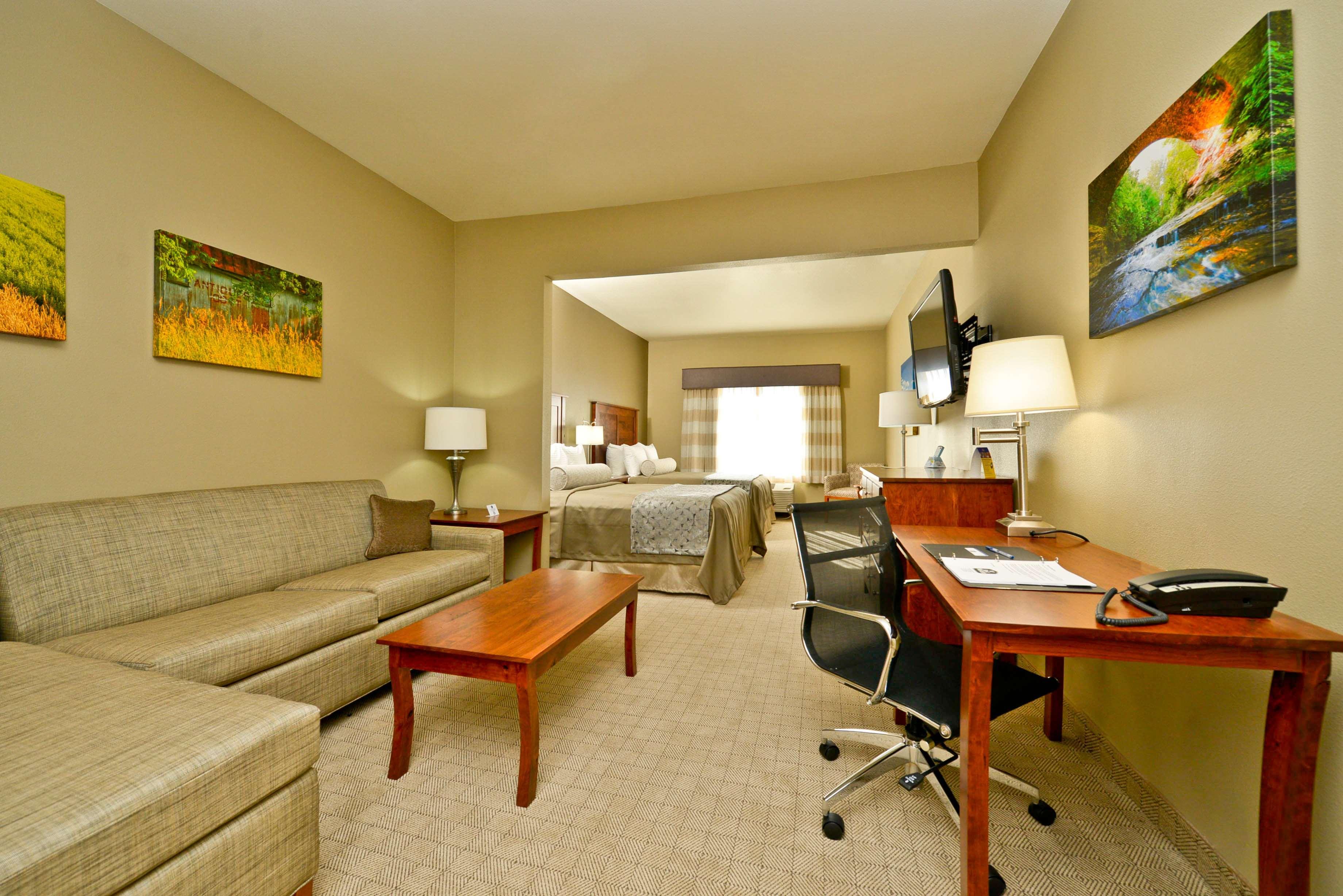 Best Western Plus Green Mill Village Hotel & Suites Arcola Exteriér fotografie