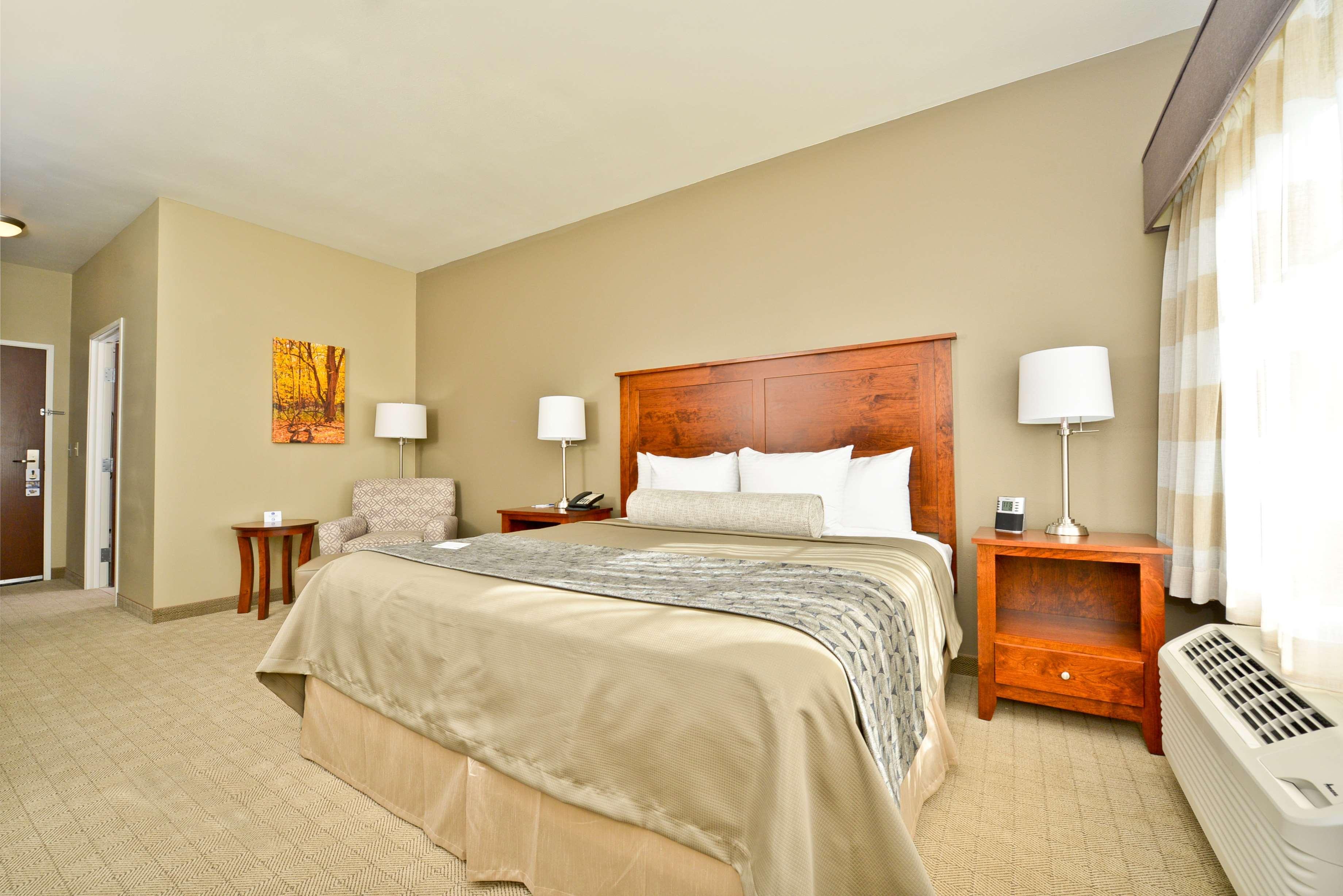Best Western Plus Green Mill Village Hotel & Suites Arcola Exteriér fotografie