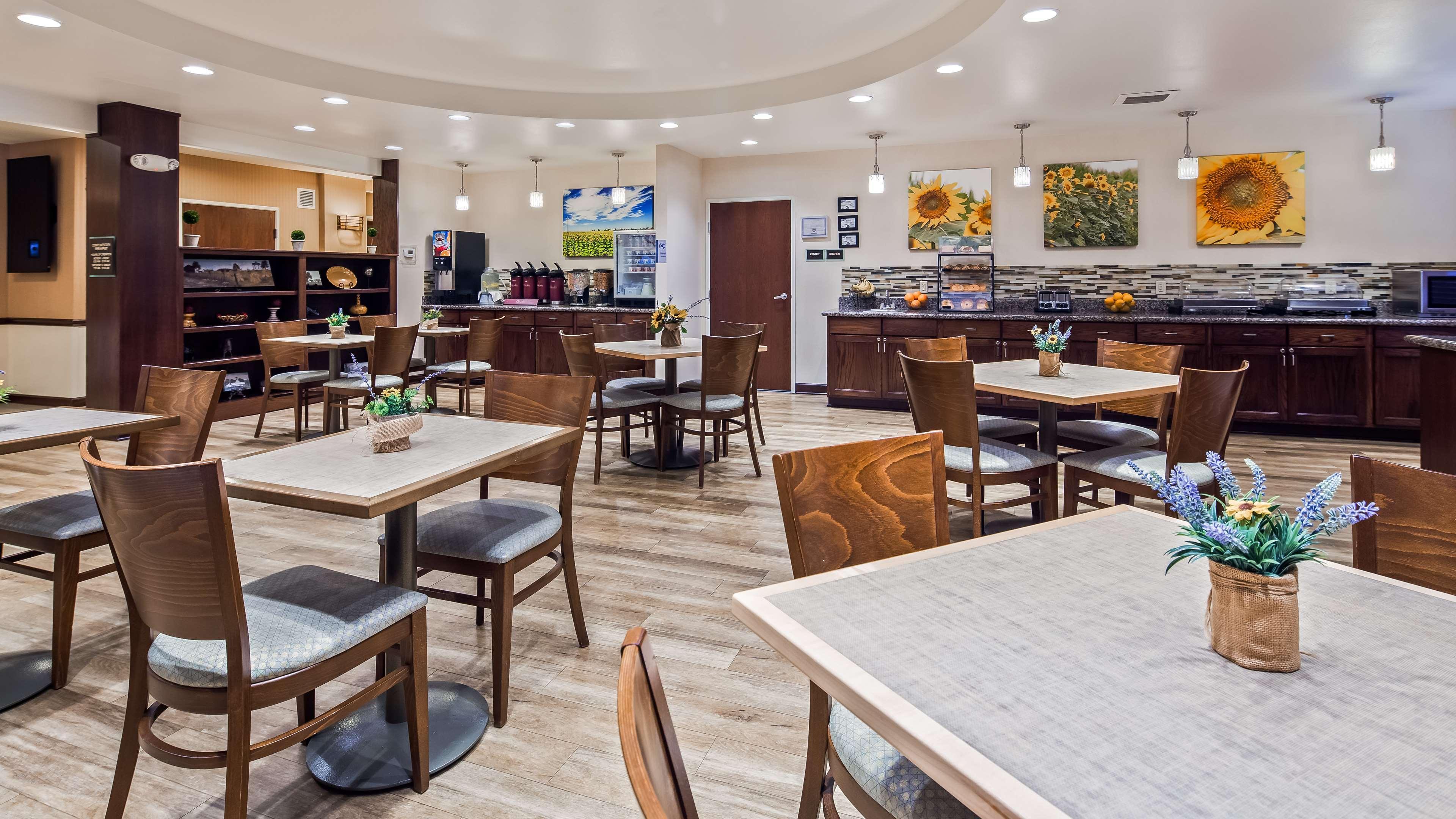 Best Western Plus Green Mill Village Hotel & Suites Arcola Exteriér fotografie