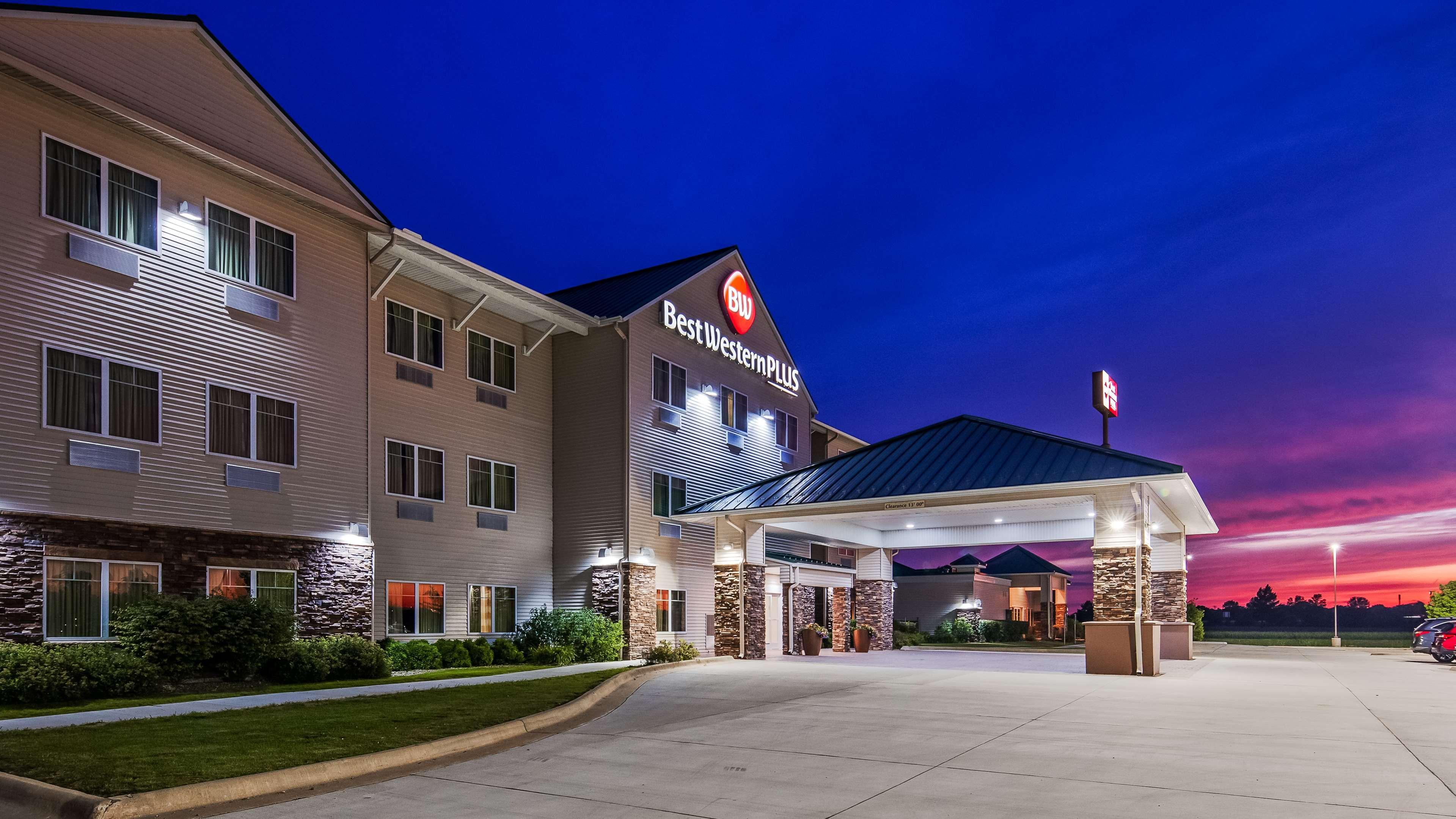 Best Western Plus Green Mill Village Hotel & Suites Arcola Exteriér fotografie